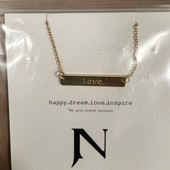 NWT Jook And Nona “Love” Tag necklace, 18 k Gold Plated - Picture 10 of 10